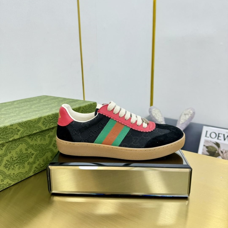 G*u*i casual shoes